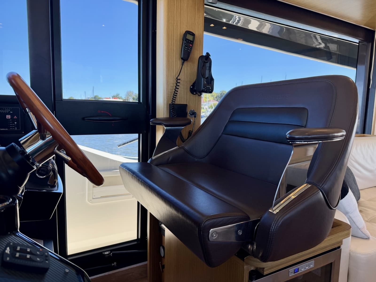 2017 Absolute Navetta 52 - Photo 16