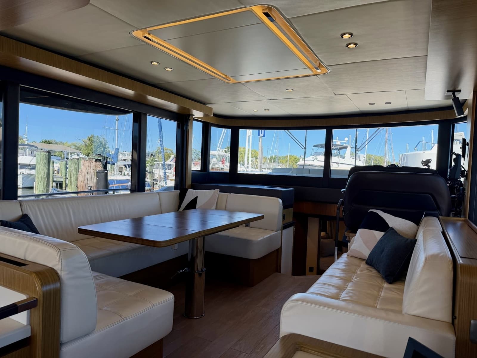 2017 Absolute Navetta 52 - Photo 14