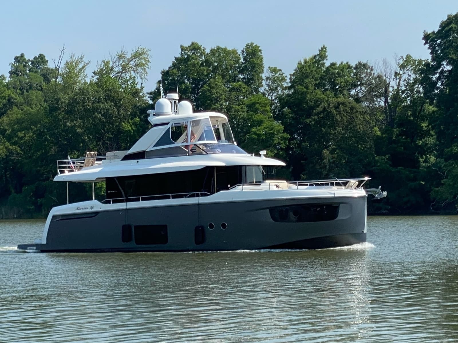 2017 Absolute Navetta 52 - Photo 1