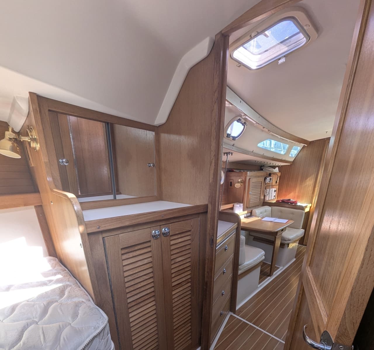 2005 Catalina 36 MkII - Photo 37