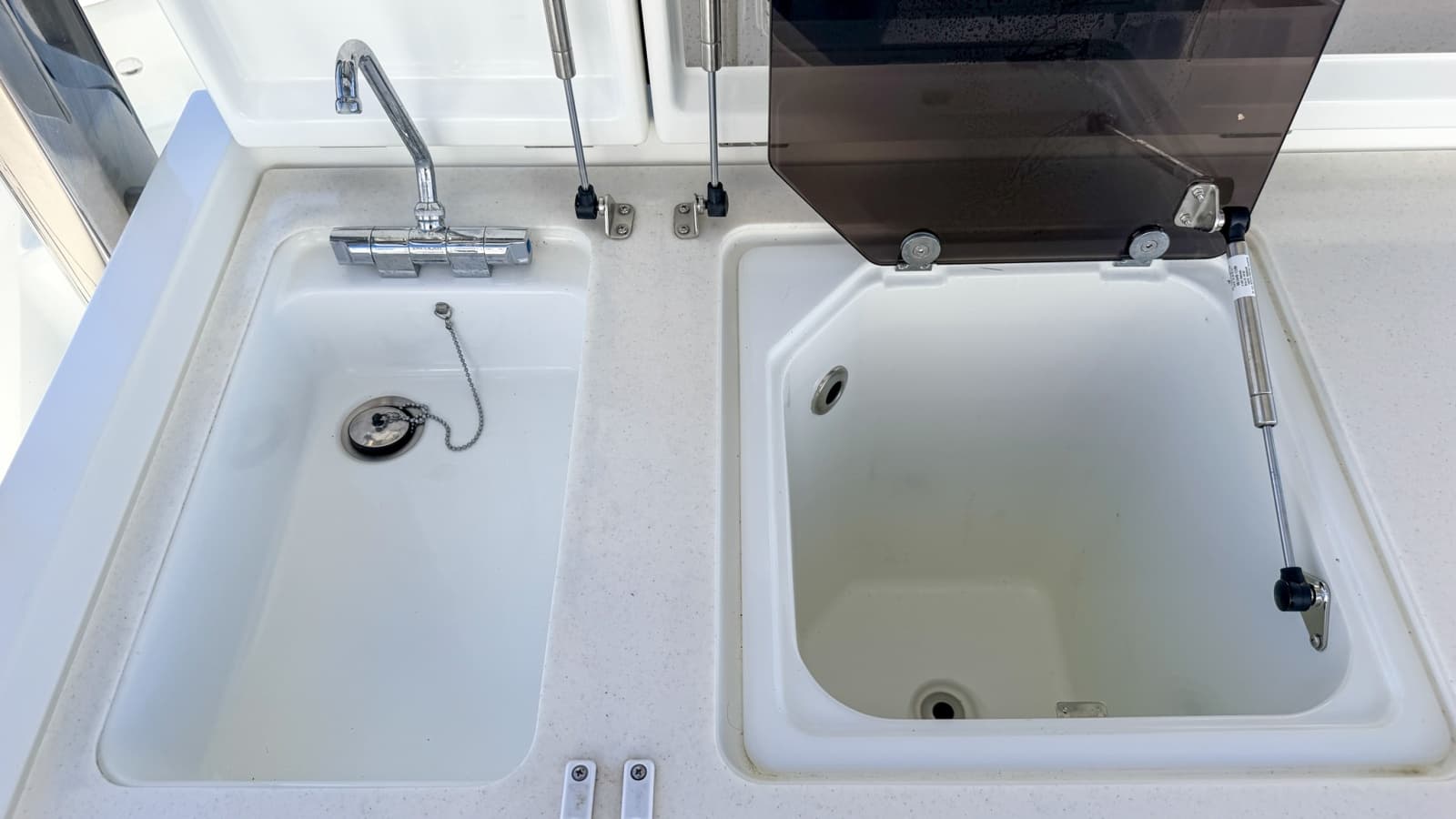 2021 Jeanneau Leader 12.5 WA - Photo 22
