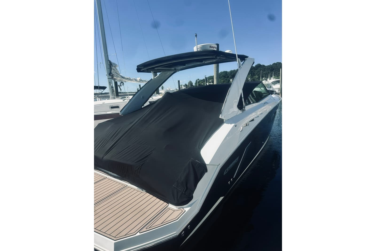 2015 Cruisers Sport Series 328 Bow Rider - Photo 3