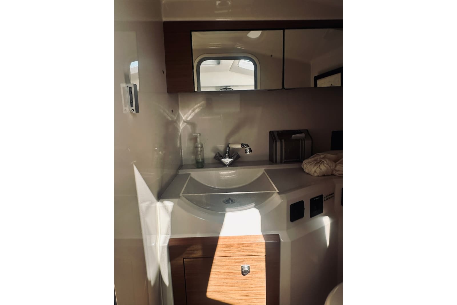 2015 Cruisers Sport Series 328 Bow Rider - Photo 49