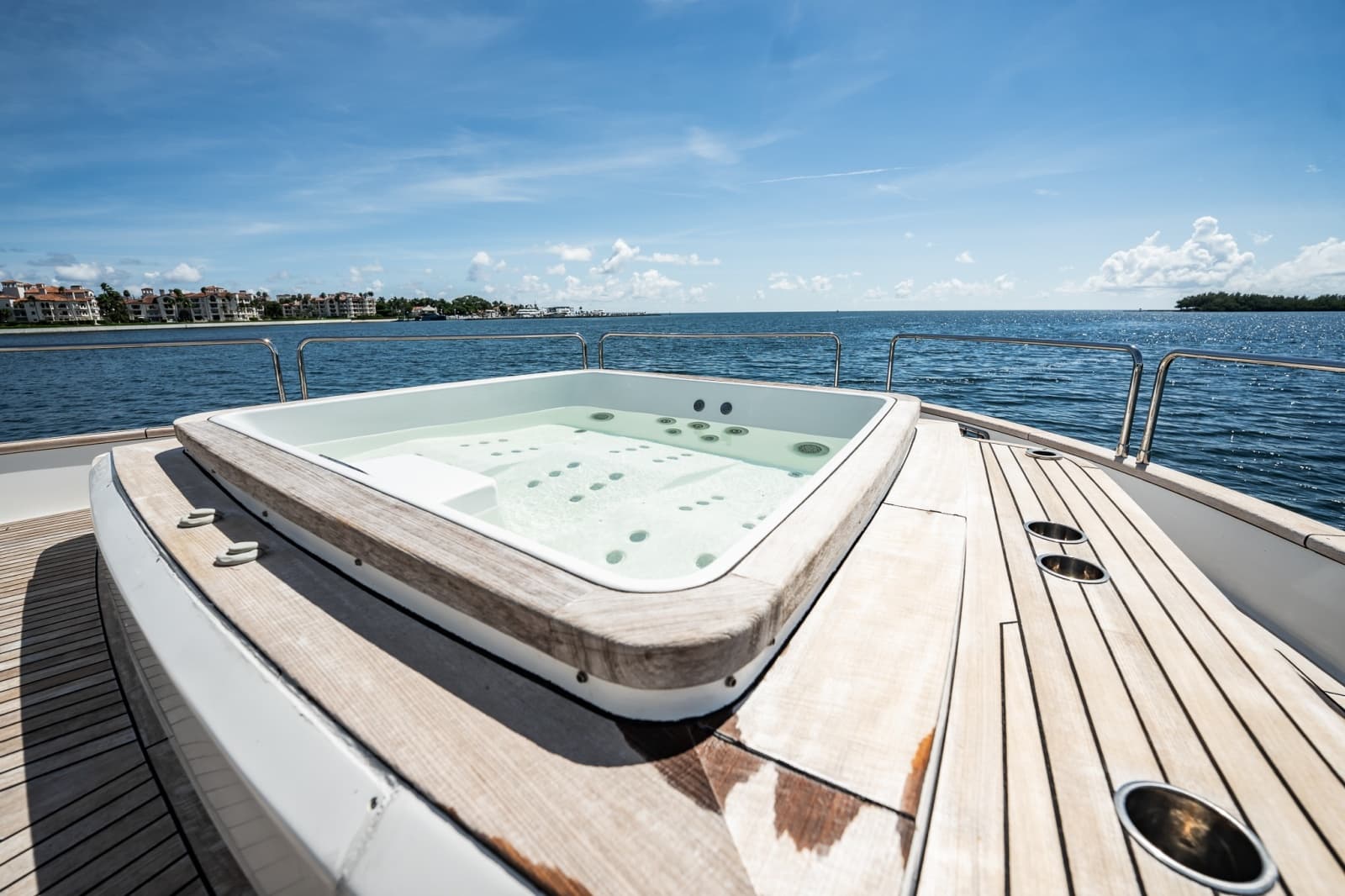 2023 Sirena 68 - Photo 16