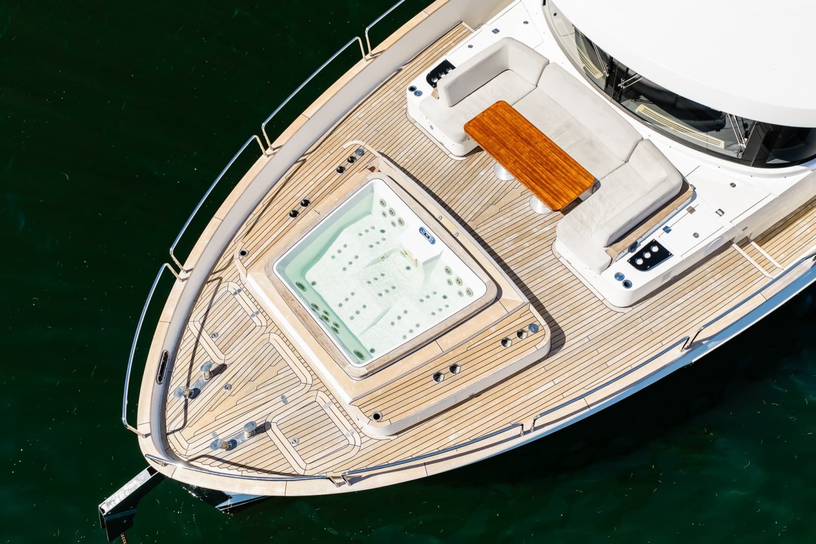2023 Sirena 68 - Photo 14