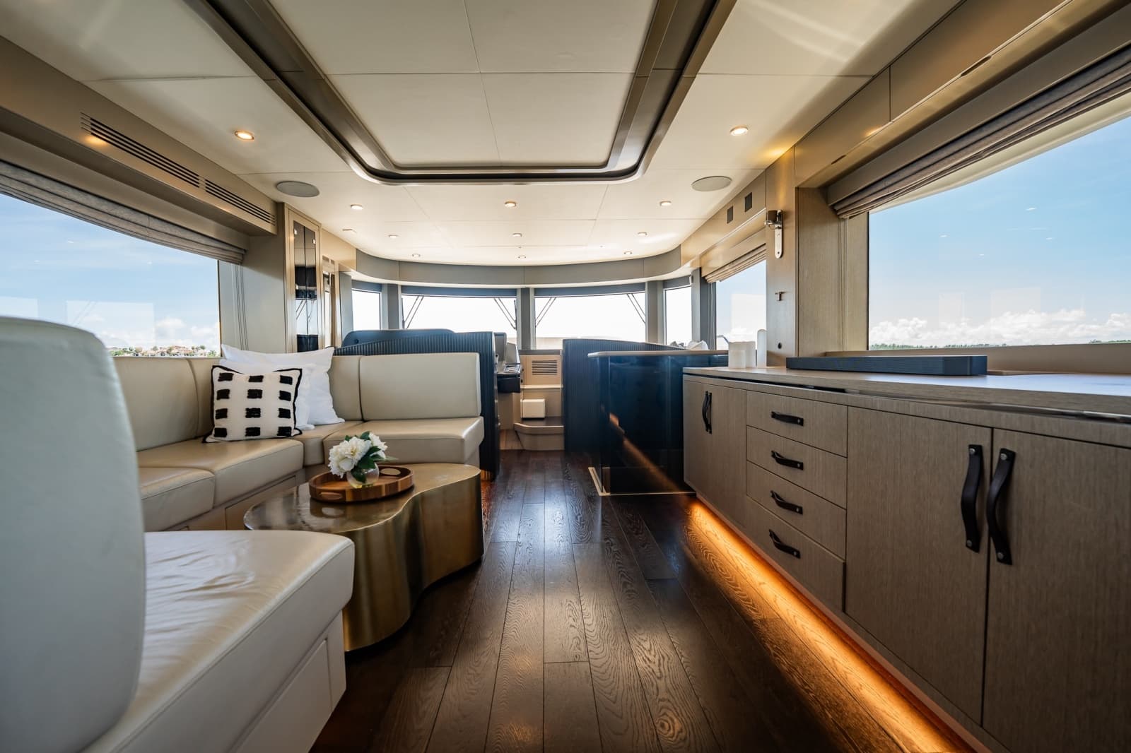 2023 Sirena 68 - Photo 57
