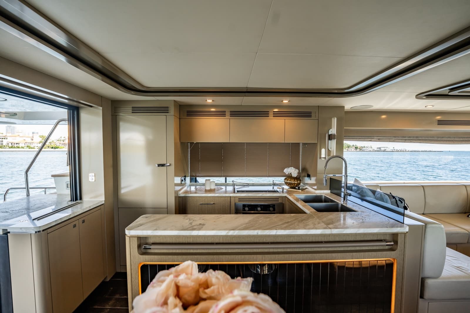 2023 Sirena 68 - Photo 54