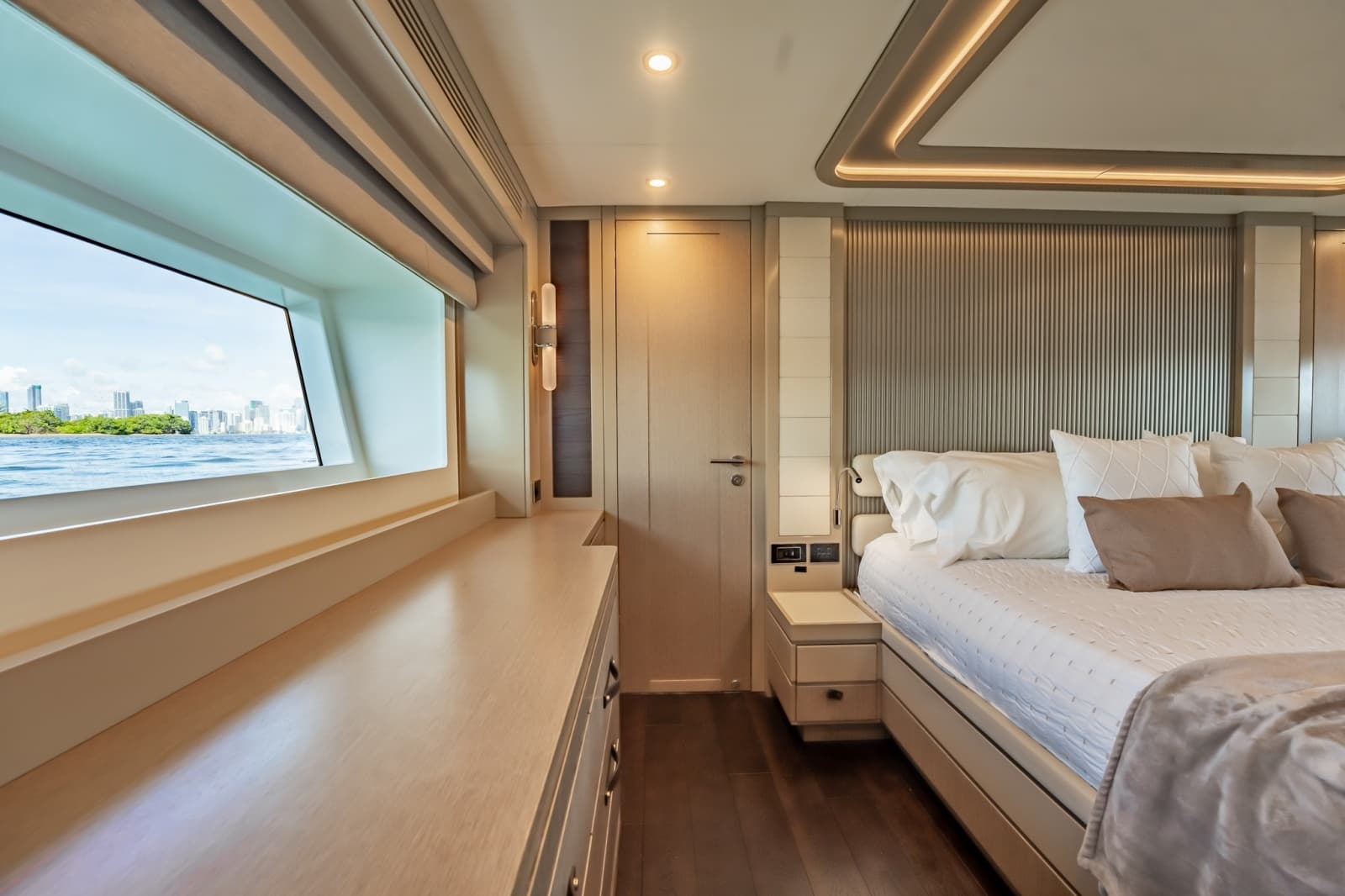 2023 Sirena 68 - Photo 76