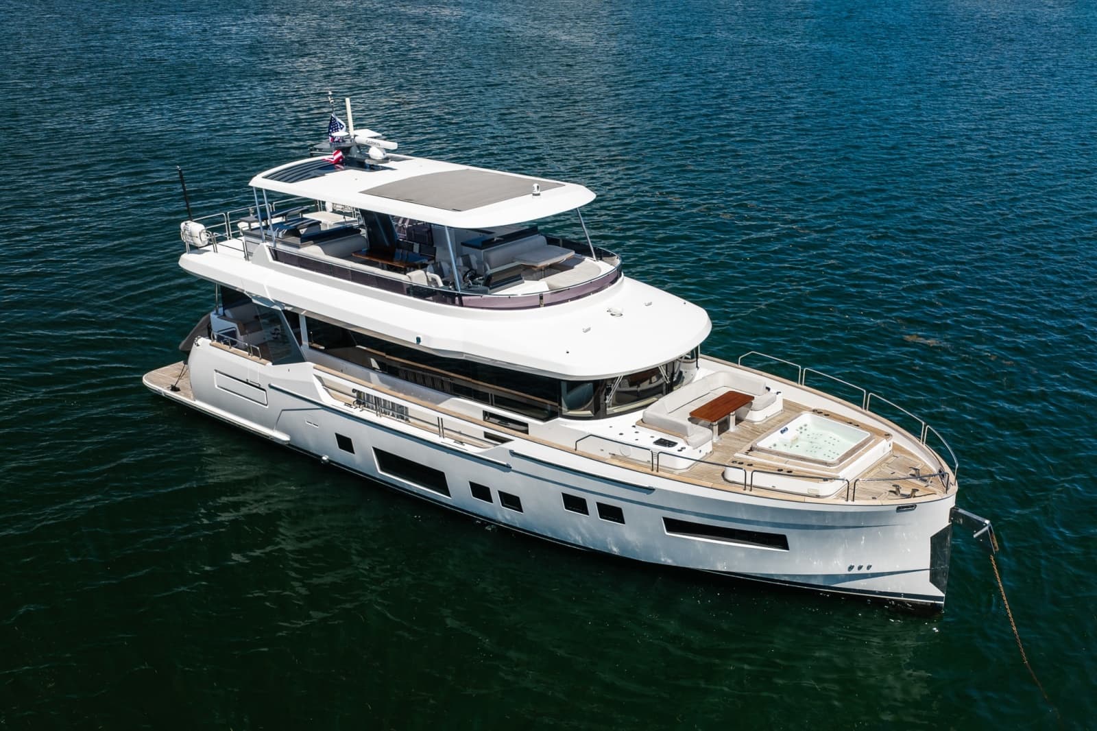 2023 Sirena 68 - Photo 9