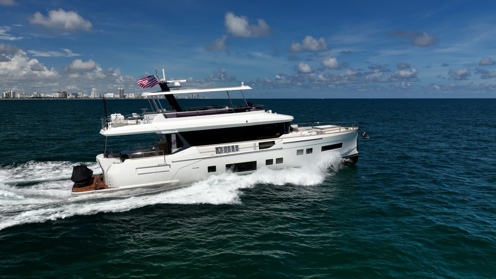 2023 Sirena 68 - Photo 7