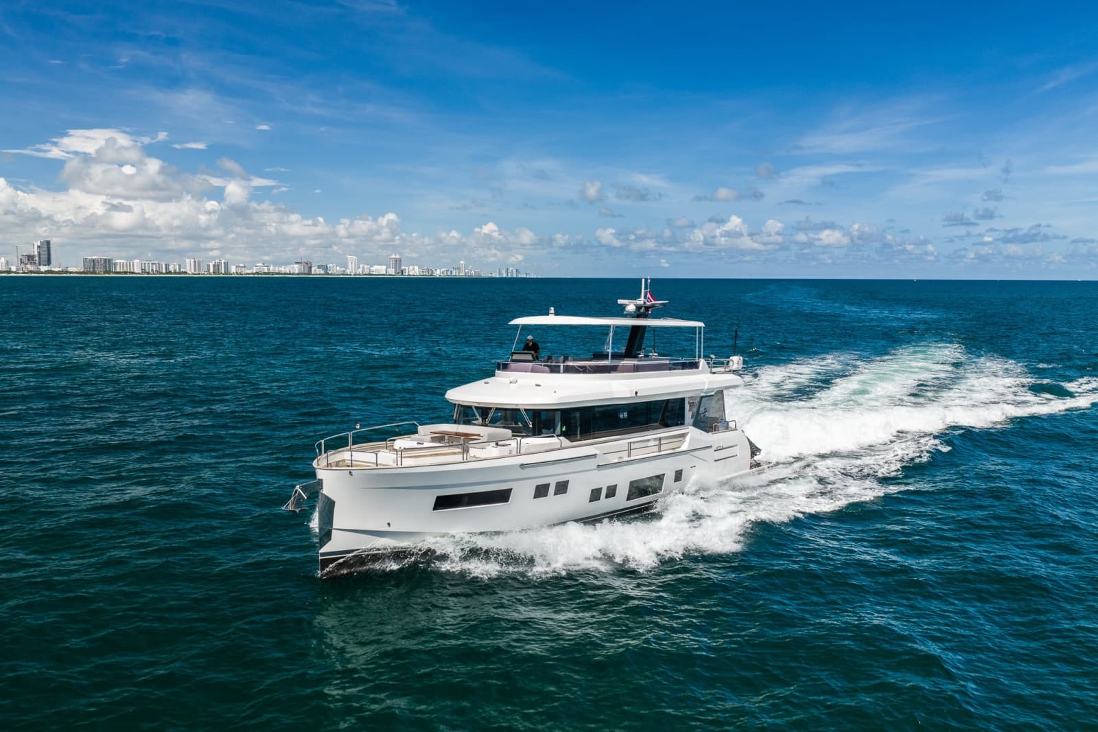 2023 Sirena 68 - Photo 5