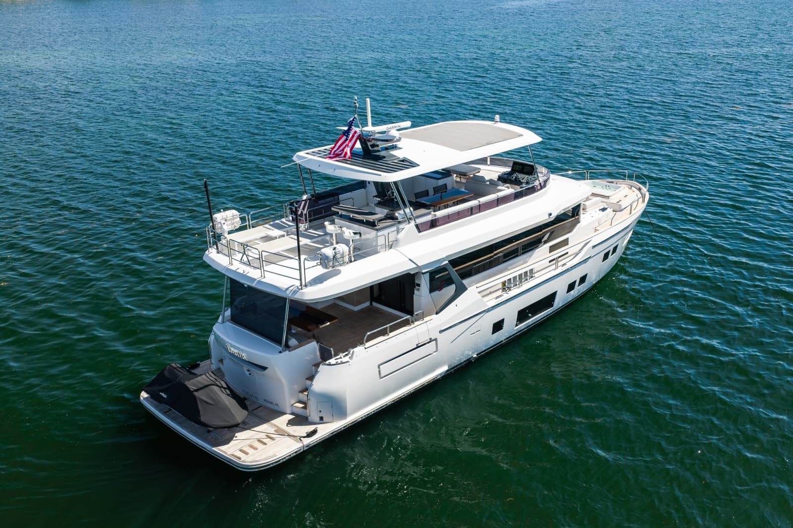 2023 Sirena 68 - Photo 10