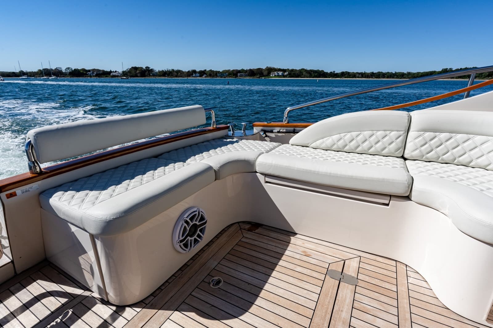 2018 Chris-Craft 44 Commander - Photo 24