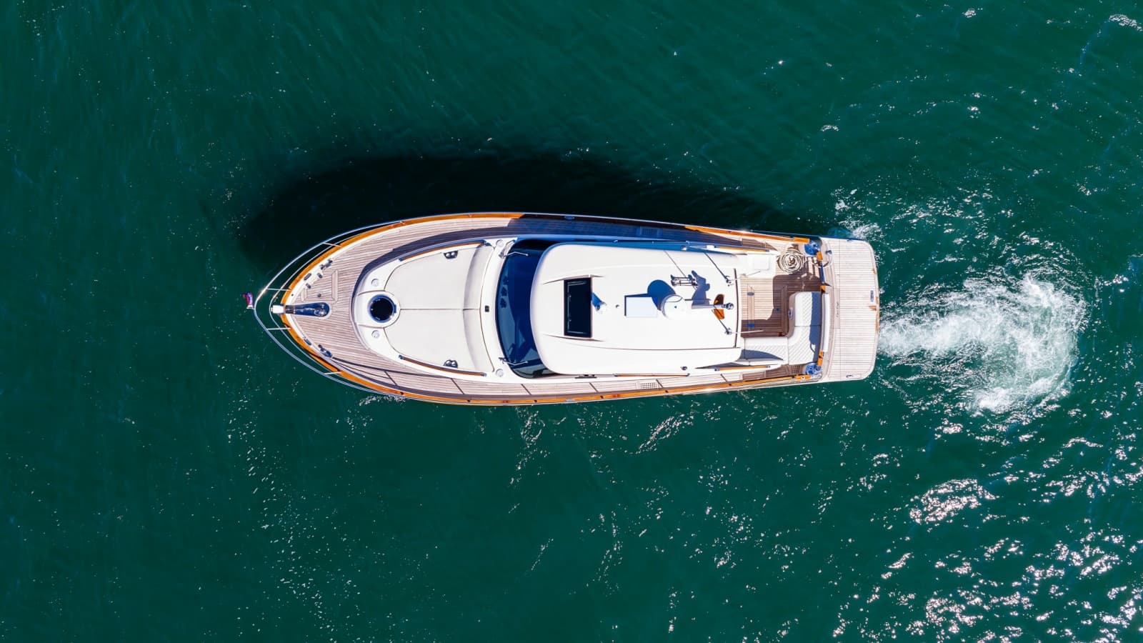 2018 Chris-Craft 44 Commander - Photo 4