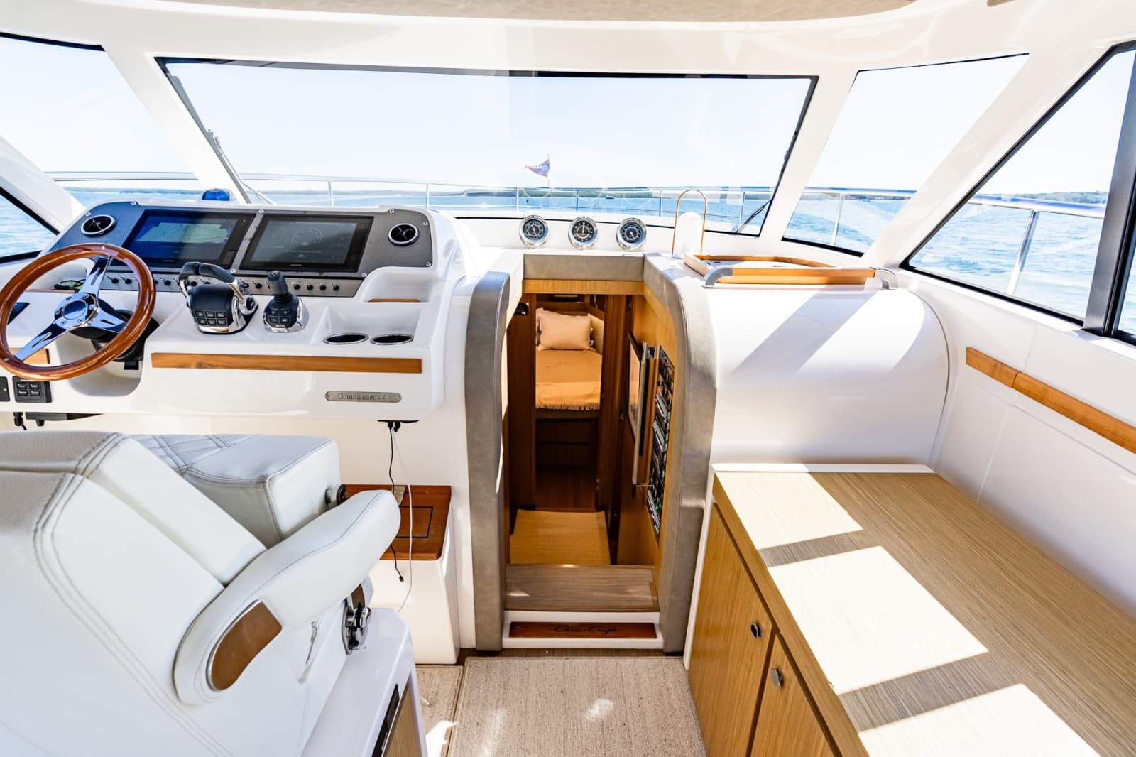 2018 Chris-Craft 44 Commander - Photo 39
