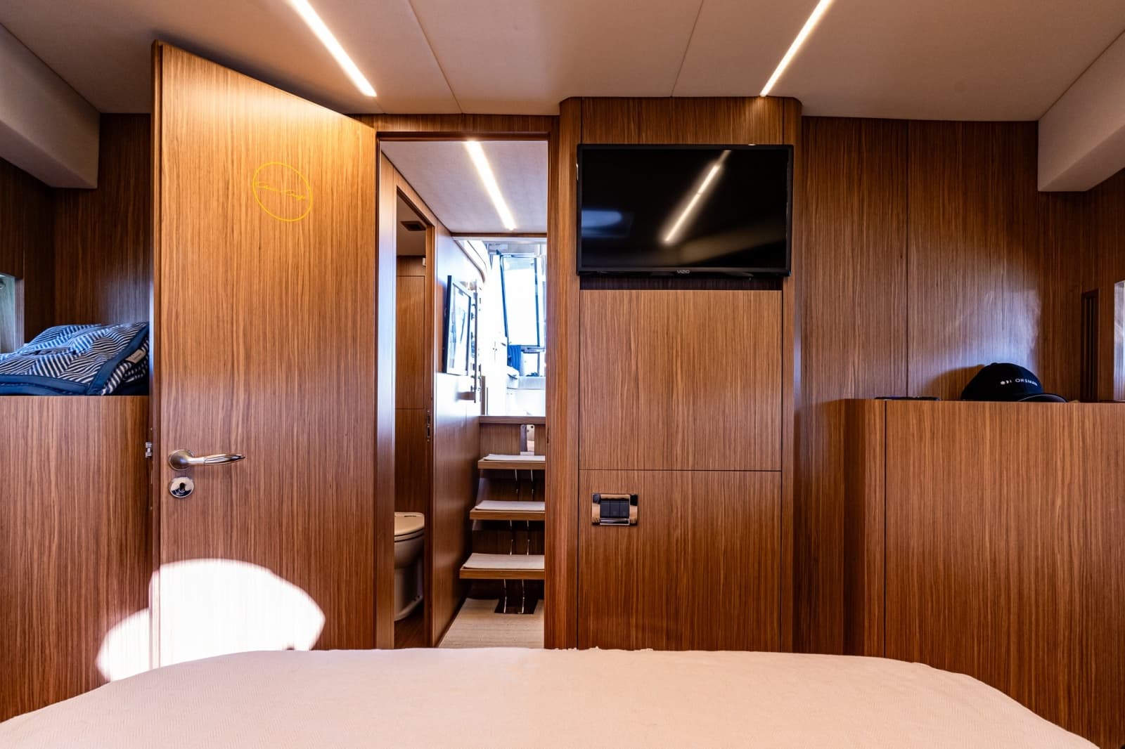 2018 Chris-Craft 44 Commander - Photo 51