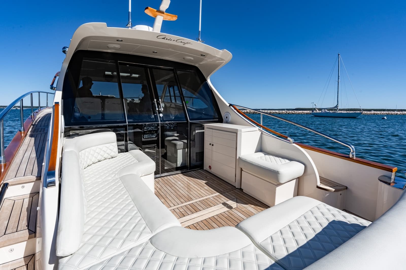 2018 Chris-Craft 44 Commander - Photo 22