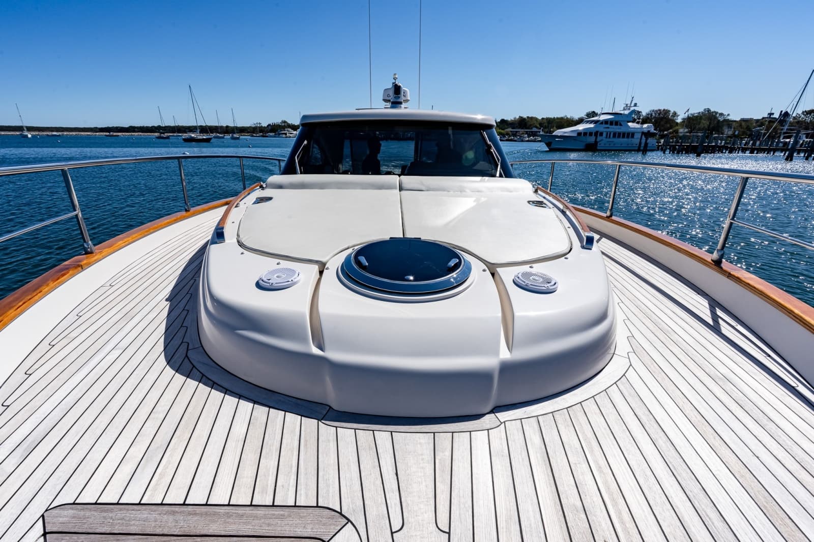 2018 Chris-Craft 44 Commander - Photo 13