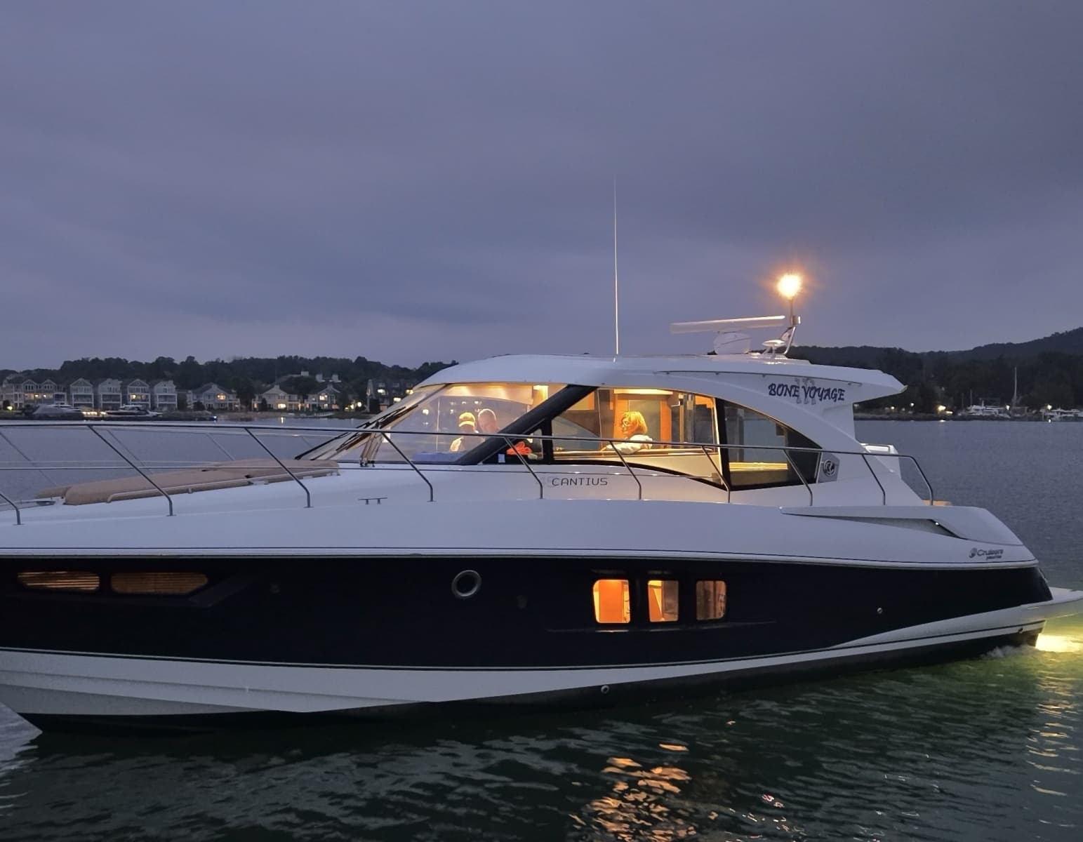 2013 Cruisers Yachts 45 Cantius - Photo 5