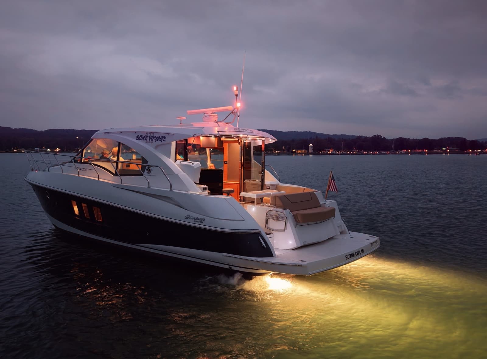 2013 Cruisers Yachts 45 Cantius - Photo 6