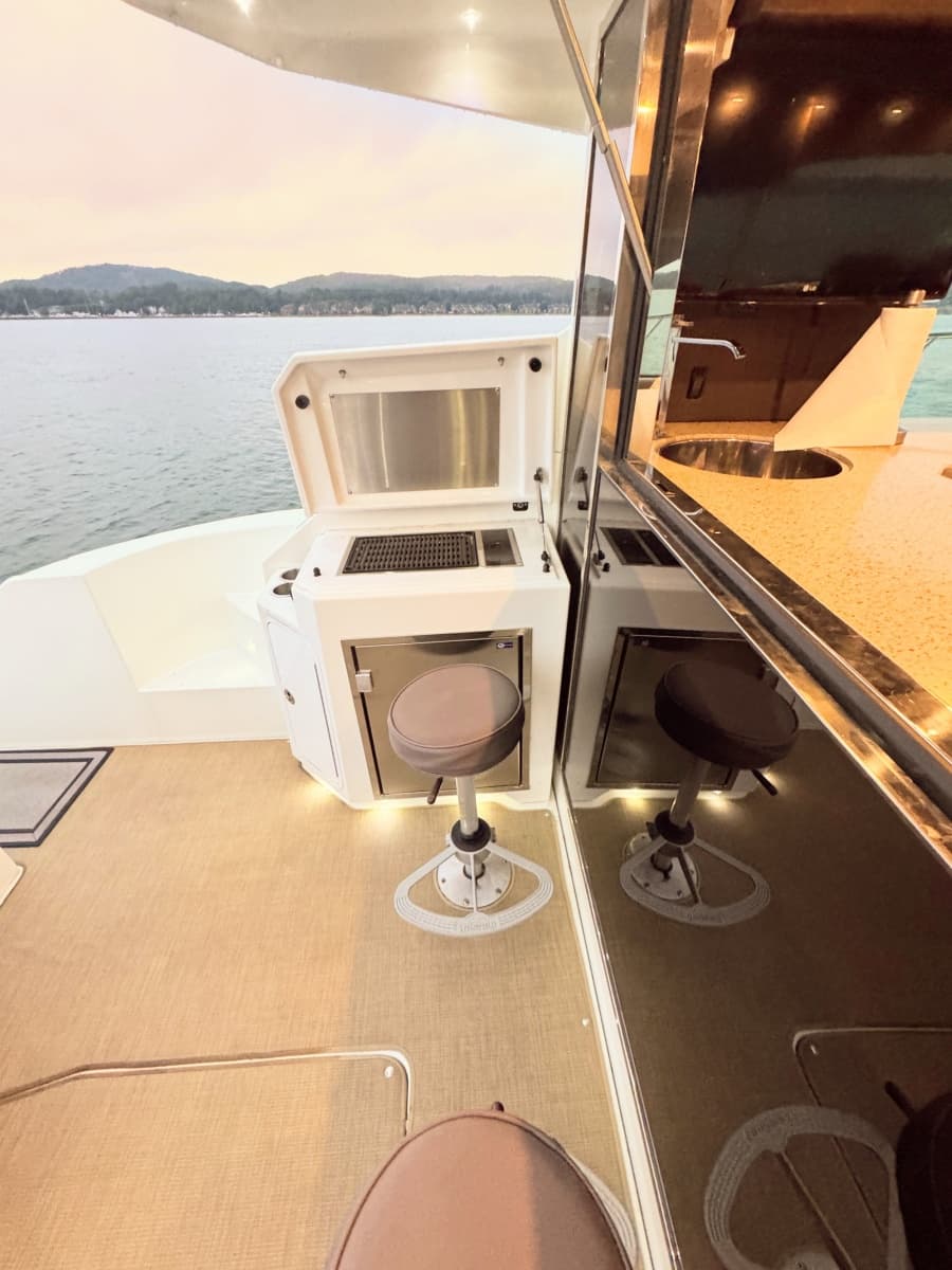 2013 Cruisers Yachts 45 Cantius - Photo 13