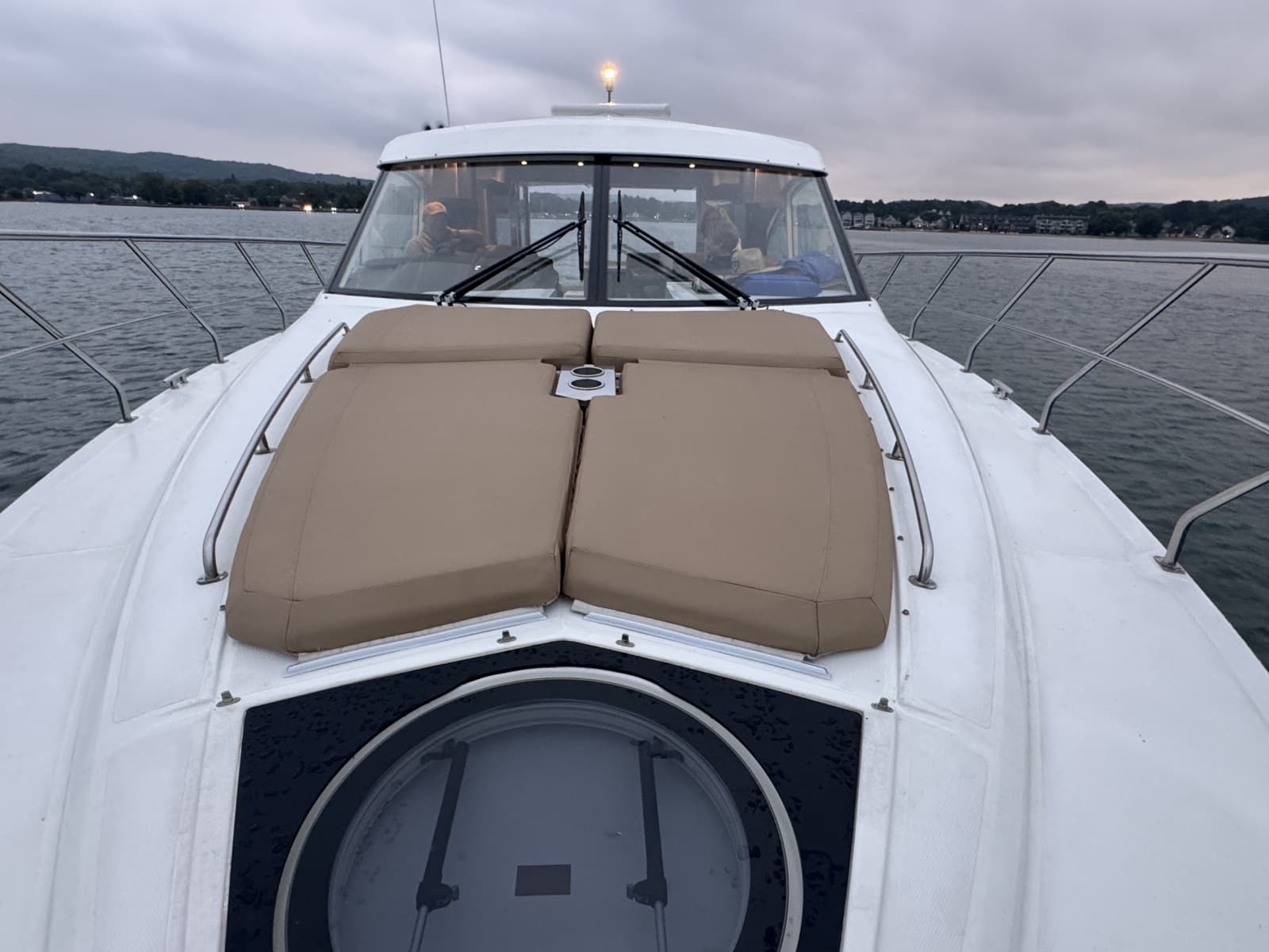 2013 Cruisers Yachts 45 Cantius - Photo 8