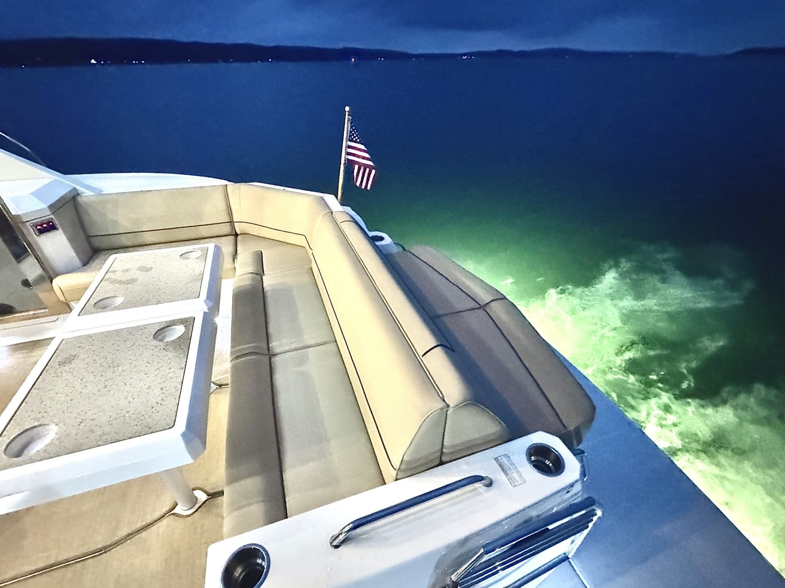 2013 Cruisers Yachts 45 Cantius - Photo 11