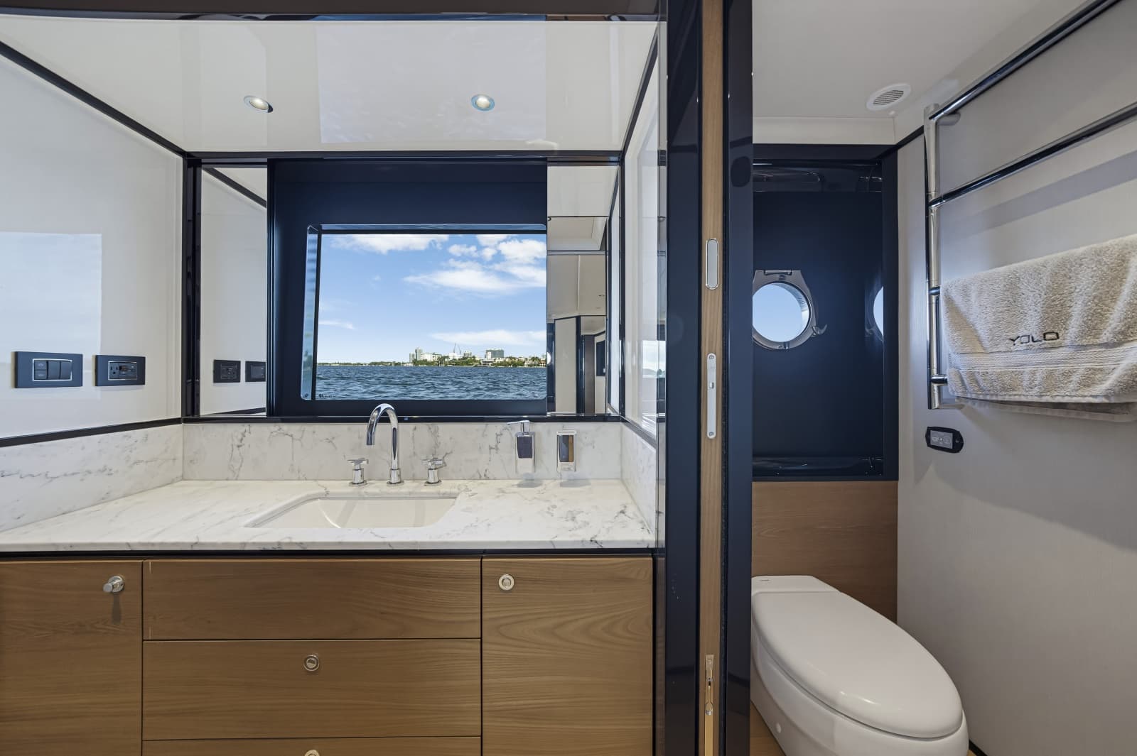 2022 Absolute Navetta 68 - Photo 41