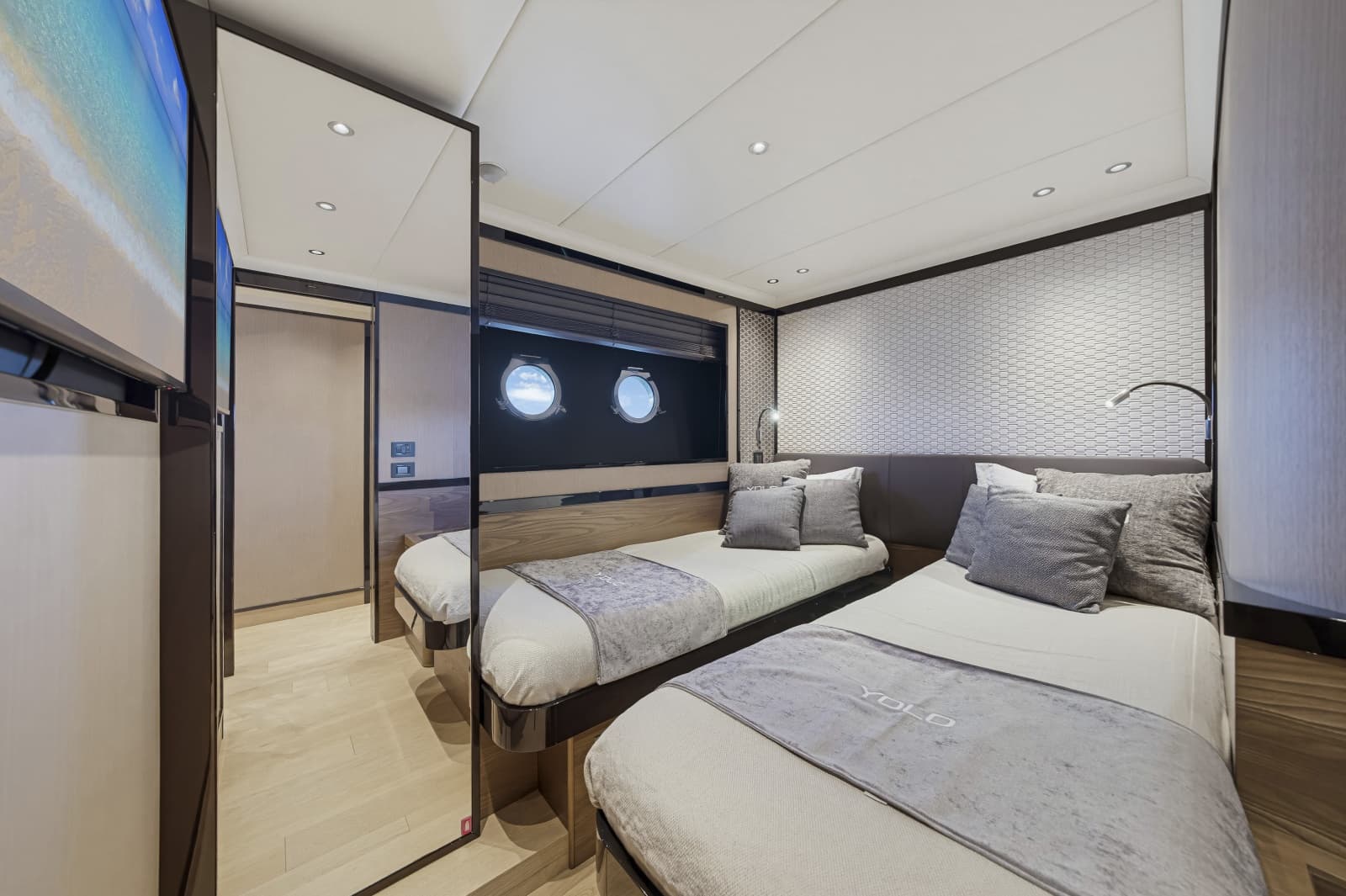 2022 Absolute Navetta 68 - Photo 36