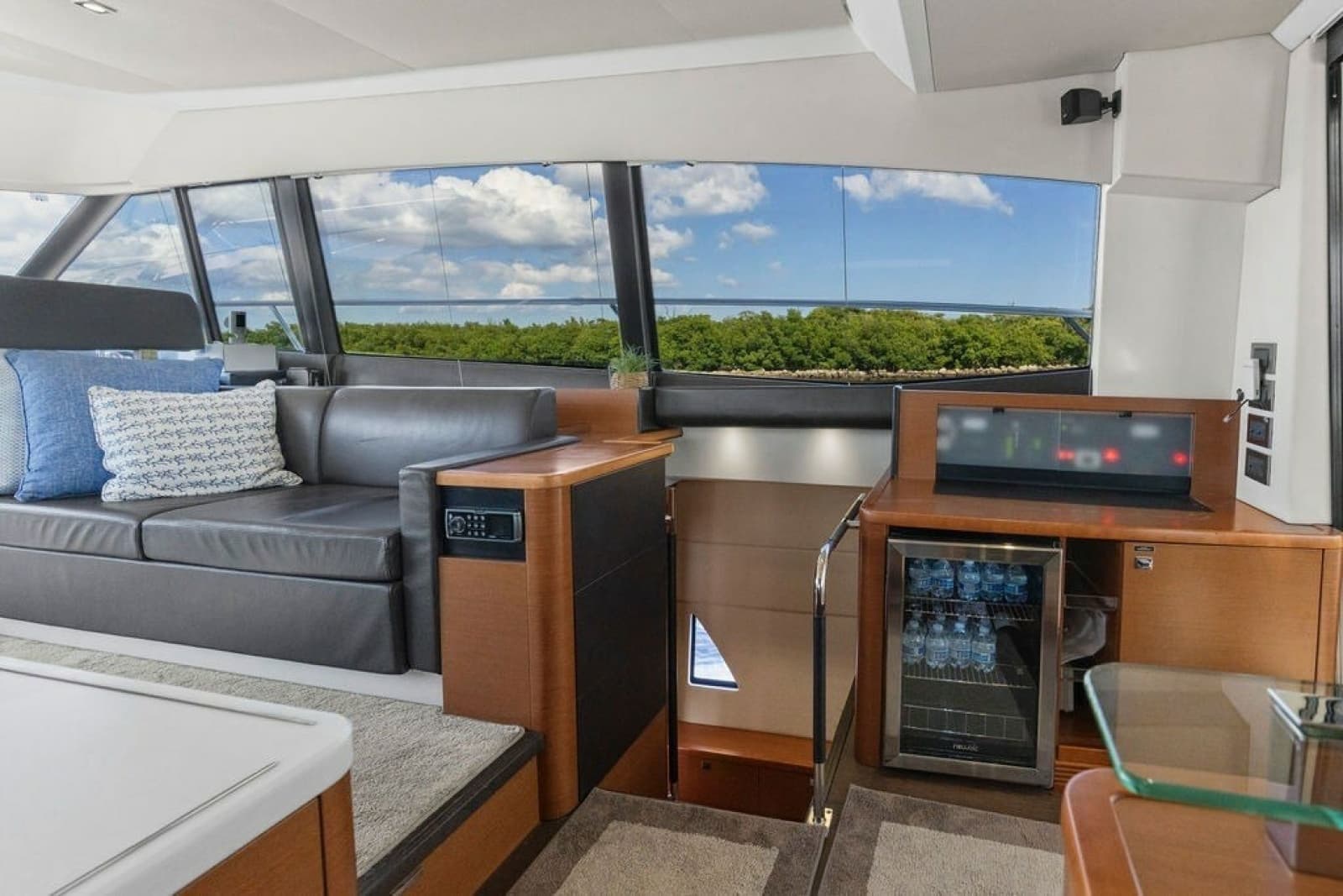 2015 Prestige 550 - Photo 46