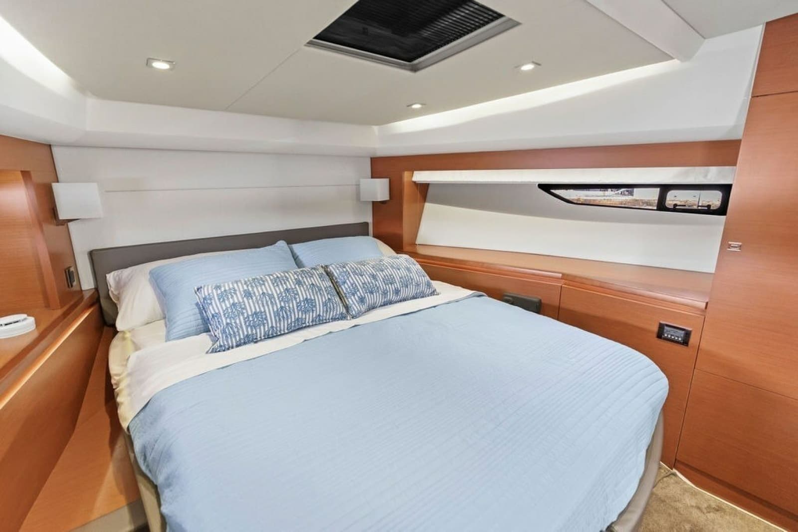 2015 Prestige 550 - Photo 69