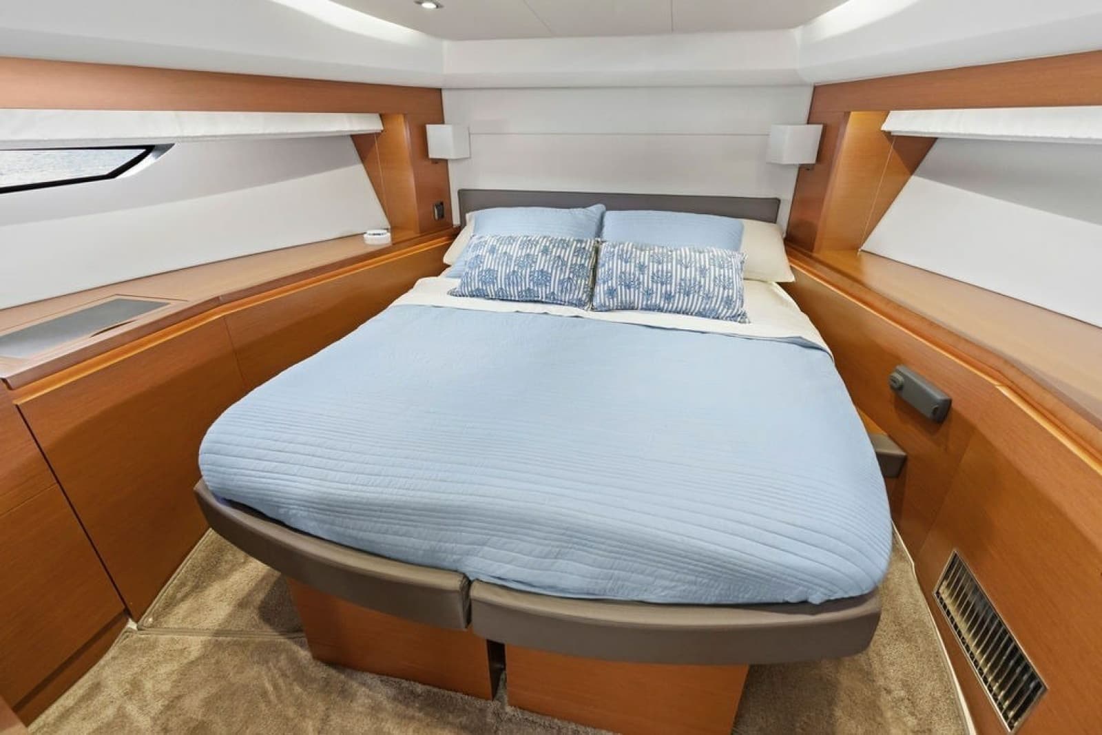 2015 Prestige 550 - Photo 68