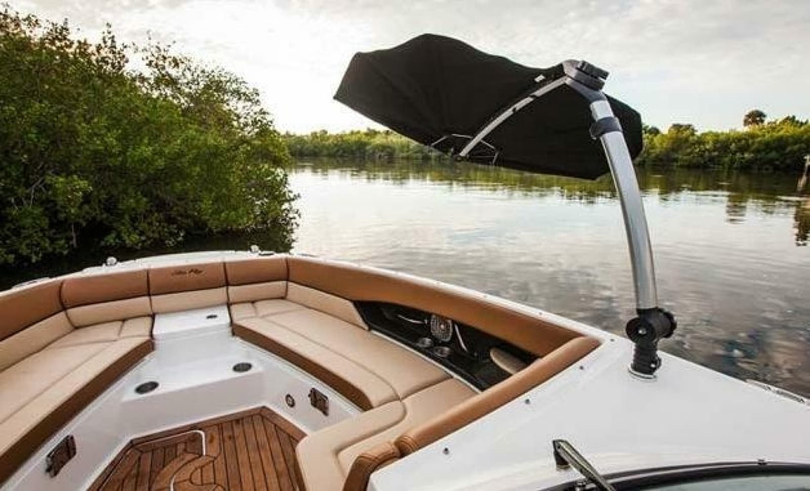 2015 Sea Ray SLX 350 - Photo 28