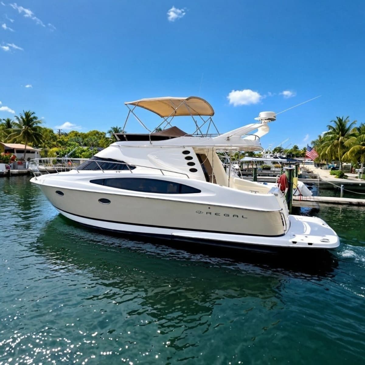 2009 Regal 4080 Sportyacht - Photo 1