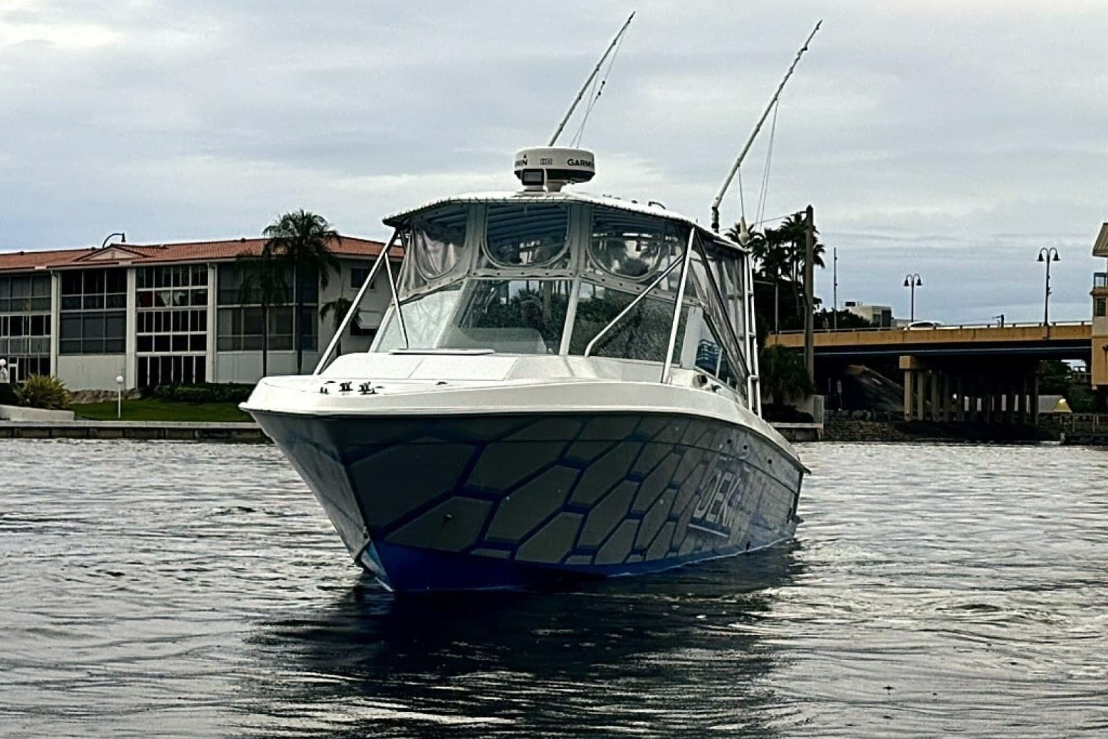 2003 Contender 35 Side Console - Photo 3