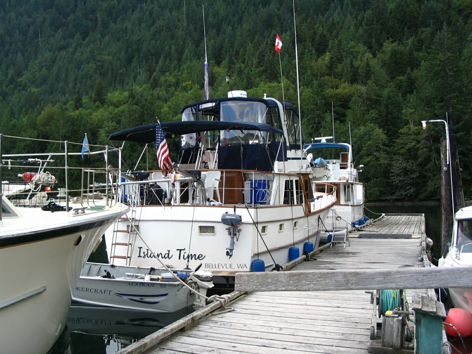 1983 Ocean Alexander 43 Sun Deck - Photo 3