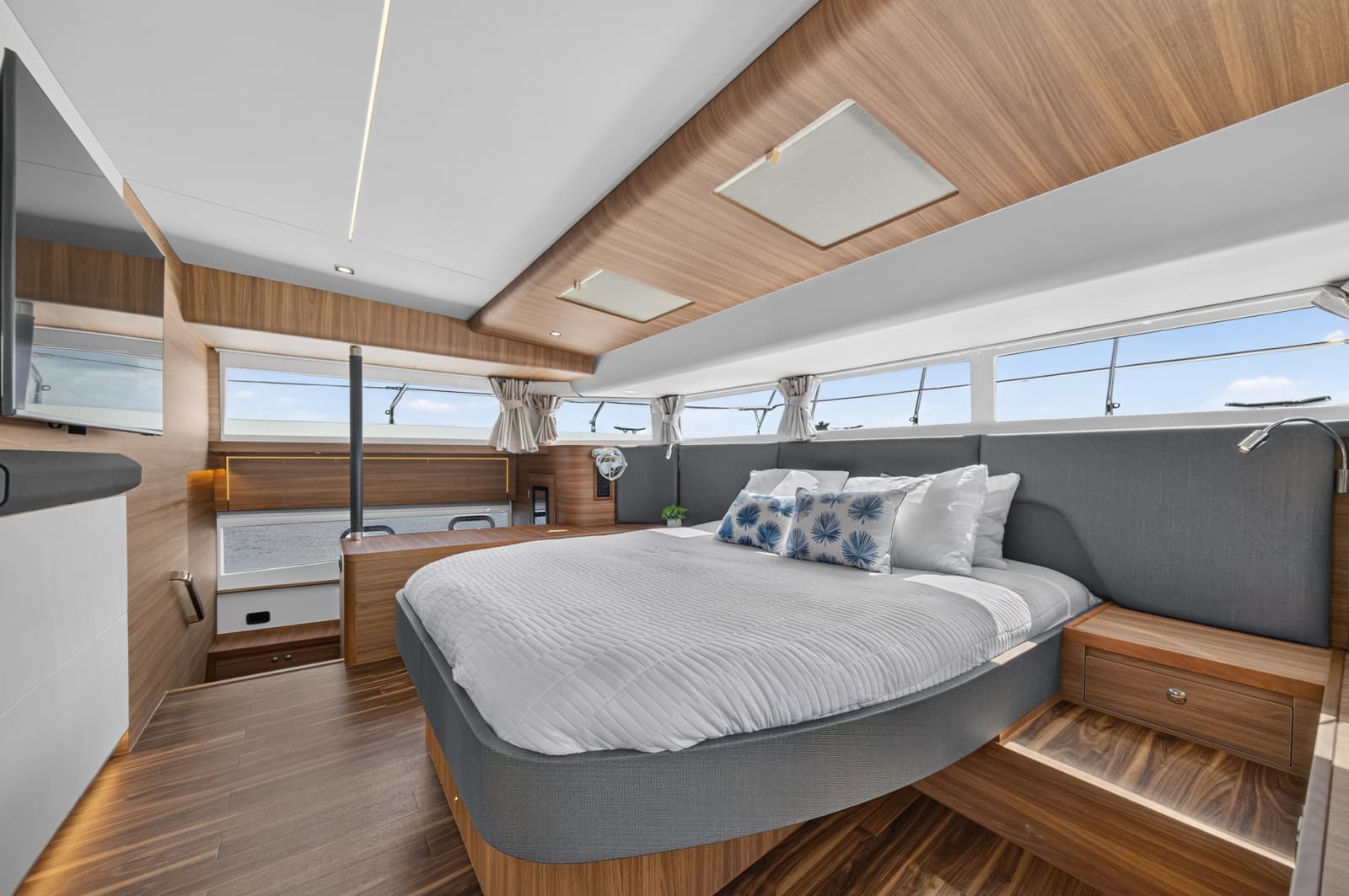 2025 Aquila 54 YACHT - Photo 51