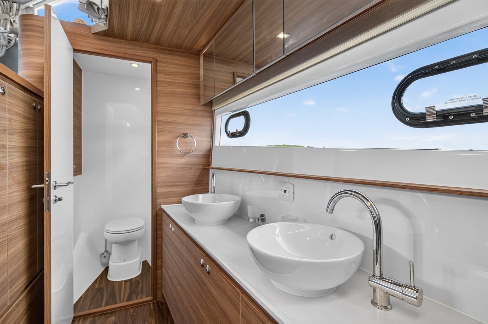 2025 Aquila 54 YACHT - Photo 59