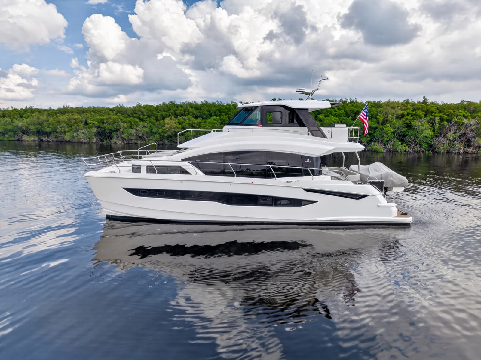 2025 Aquila 54 YACHT - Photo 12