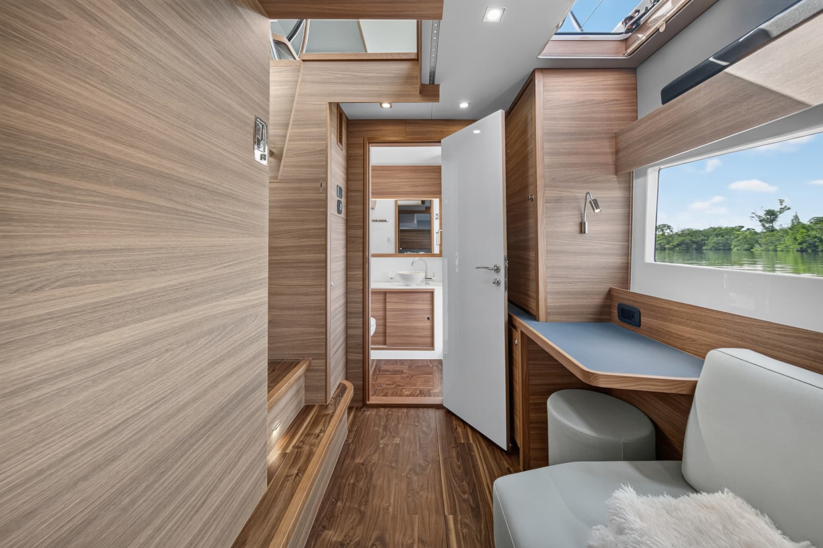 2025 Aquila 54 YACHT - Photo 43