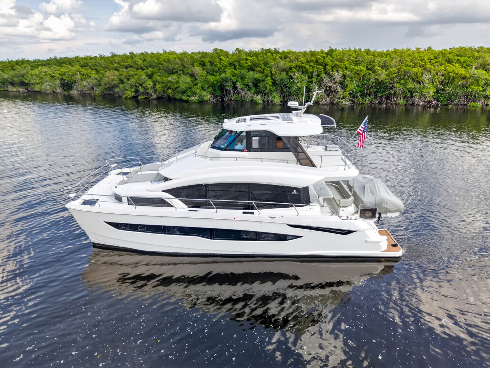 2025 Aquila 54 YACHT - Photo 1
