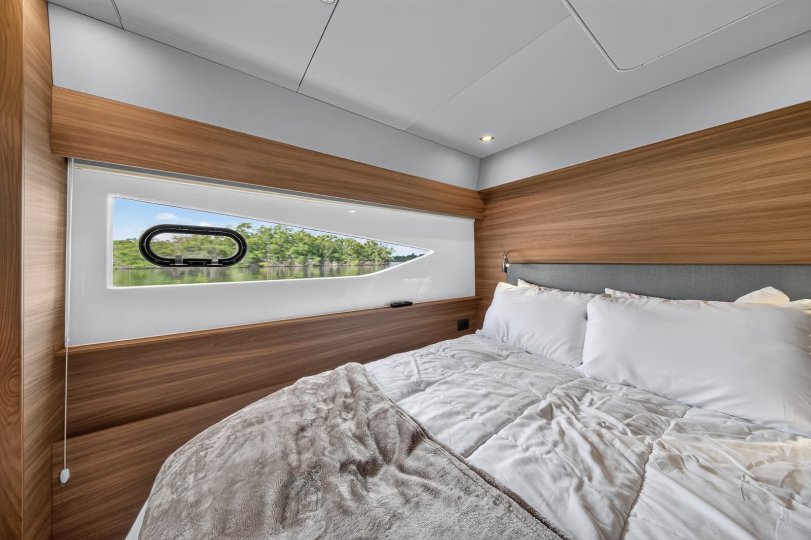 2025 Aquila 54 YACHT - Photo 41