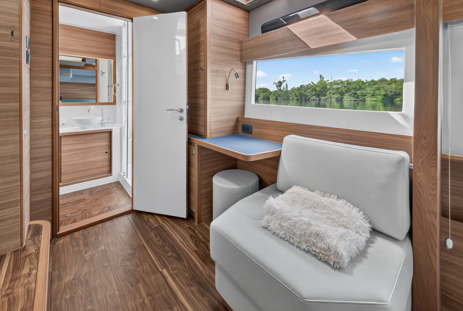 2025 Aquila 54 YACHT - Photo 44