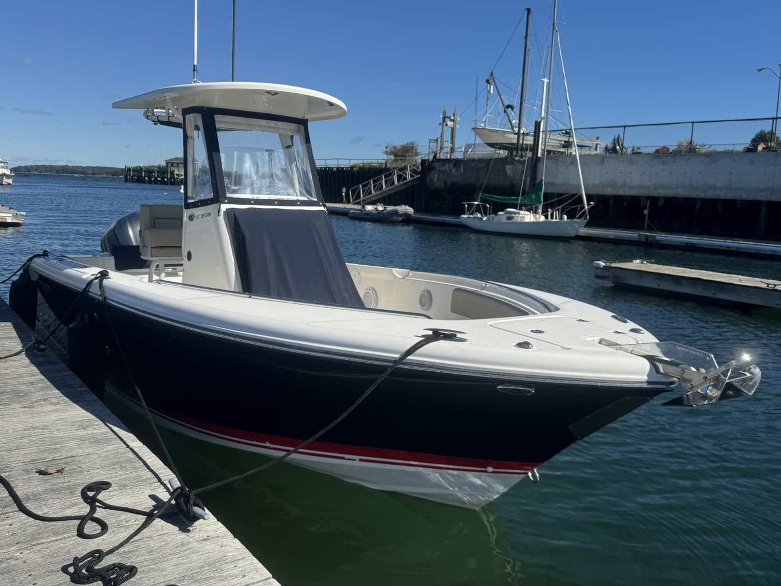 2018 Pursuit  - Photo 2
