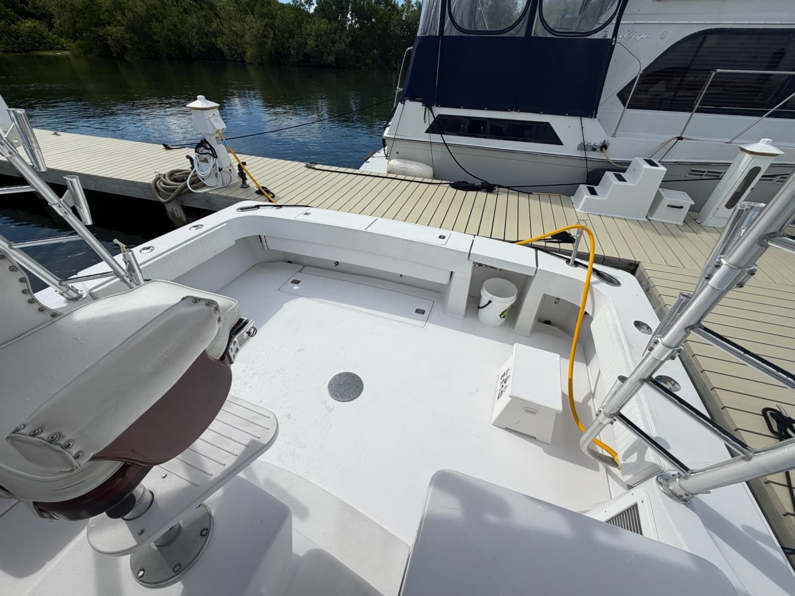 1998 Luhrs 40 Open - Photo 24