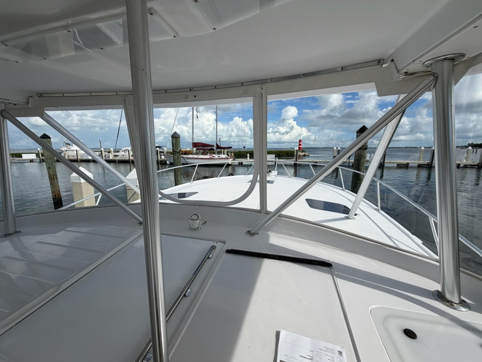 1998 Luhrs 40 Open - Photo 13