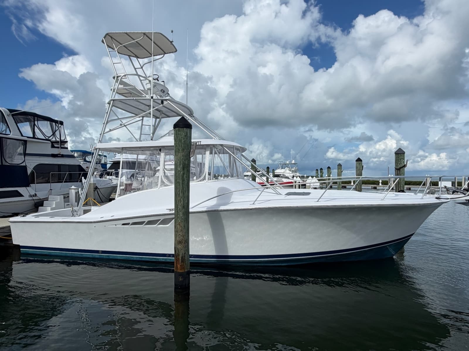1998 Luhrs 40 Open - Photo 1