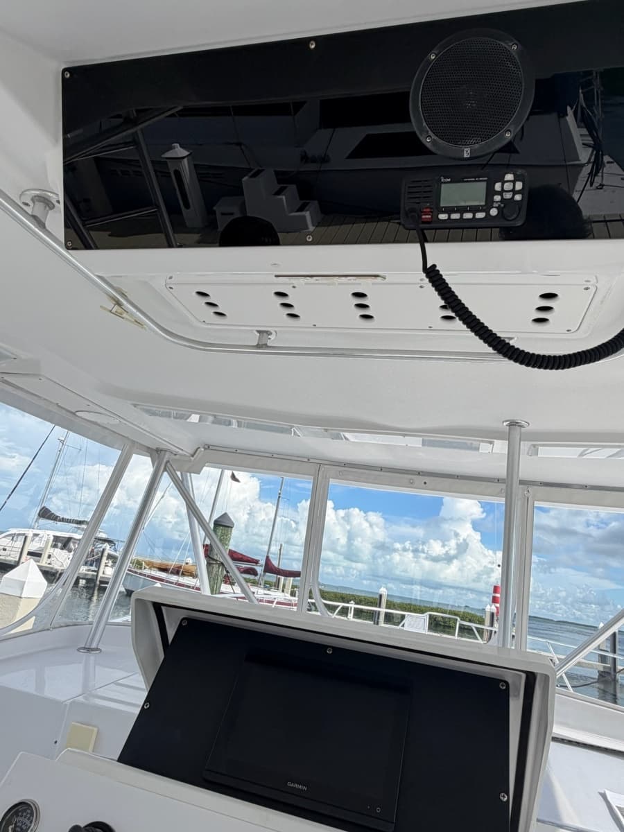 1998 Luhrs 40 Open - Photo 9