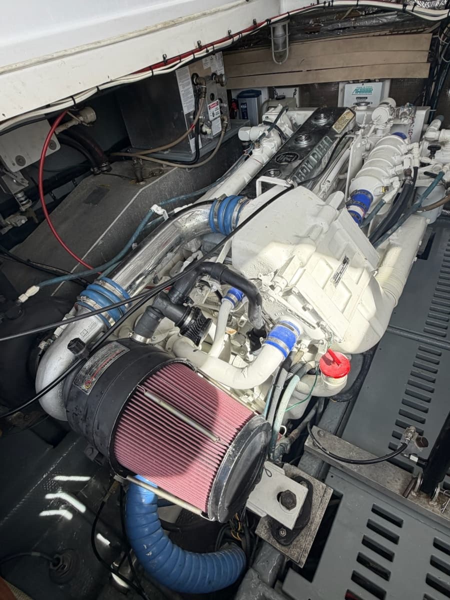 1998 Luhrs 40 Open - Photo 30