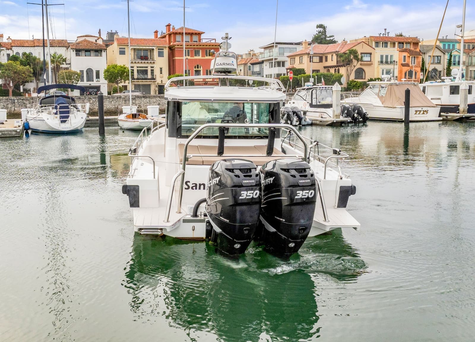 2019 Axopar 37 Cabin - Photo 25
